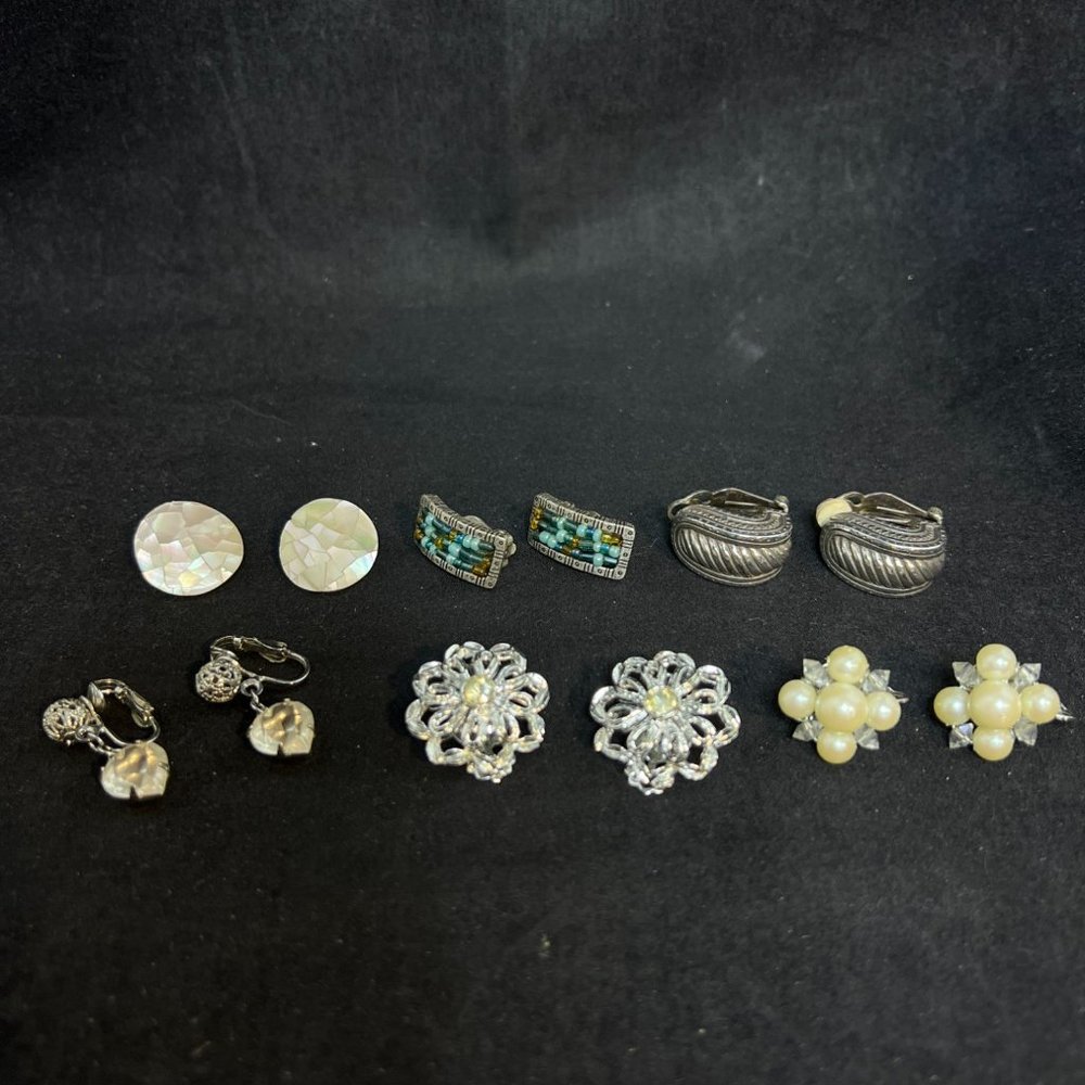 Lot Of 6 Silver Tone Clip On Earrings (4076)